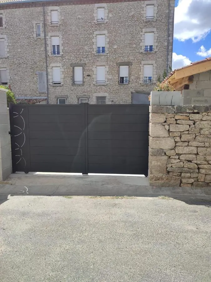Gîte Le Lau-Kal à Septfonds Hébergement de vacances